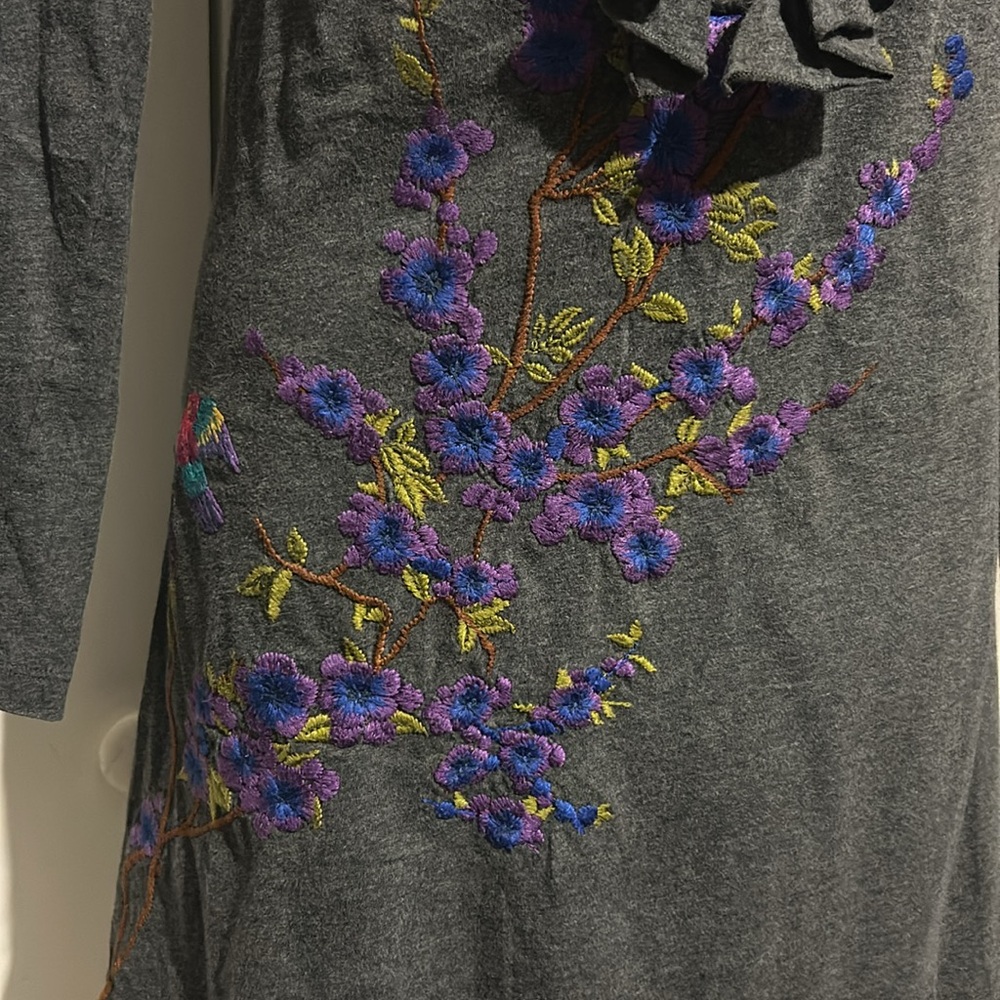 Johnny Was floral gray cotton ruffle embroidered long sleeve top soft casual - Picture 3 of 6